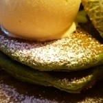 よつばカフェ - 抹茶のパンケーキはビターです