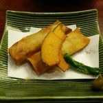 藍屋 - 豆腐と大葉の春巻き