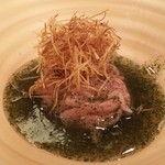 日本料理　希粋 - 金目鯛を佐賀牛で巻いて、大葉の餡を絡めて食べます☆