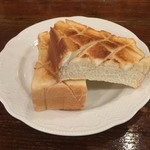 くらもち珈琲 - 厚焼きトースト