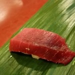 蛇の目寿し - 中トロ。