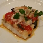 40251585 - 三崎産スズキと茄子のパルミジャーノチーズ焼き　フレッシュトマトソース　スカモルツァチーズ風味〔15/7/25撮影〕