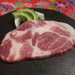 琉球焼肉なかま - アグー豚の肩ロース