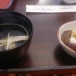 肝吸い　お新香