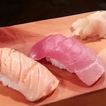 すし家 - 炙りトロサーモン＆中トロ