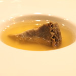 レンゲ - 鎌倉産 真高鮑　金華ハムのコンソメで　(2015/07)