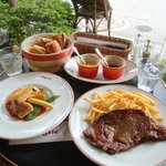 ブラッスリー・ヴィロン - 2010/05　昼食２人分。