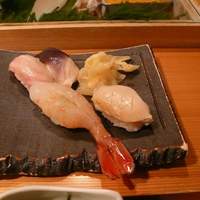 すし屋のさい藤 札幌本店 - 石垣鯛、鮑、黒ホッキ、ボタン海老