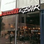 SALVATORE CUOMO & BAR - 店舗入口