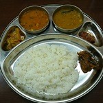 プルジャ ダイニング - 