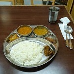 プルジャ ダイニング - 