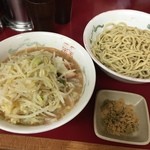 ラーメン二郎 - 小ラーメン+つけ麺+和ｯカレーバーモントバージョン+ニンニク+ヤサイ(150722)