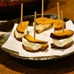 炭火屋 ともろう - 2015.7 イブリガッコクリームチーズ（410円）