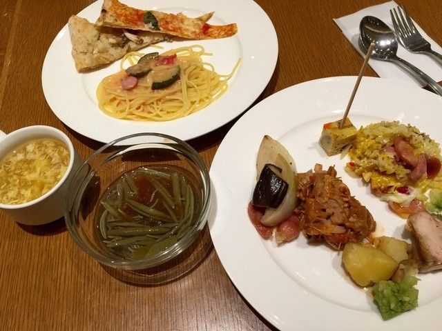 閉店 シーズンズ ビュッフェレストラン Seasons Buffet Restaurant バスセンター前 バイキング 食べログ