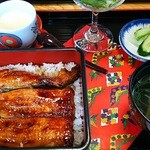 鮨処魚徳 - うな重 梅