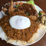 カメイノ食堂 - 生姜のキーマカレー