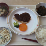 新潟市役所本館 食堂 - 日替り定食550円
