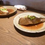 旬野菜 あげ菜っぱ - カレイの煮物