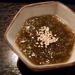 沖縄料理 みやらび - お通しのもずく