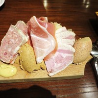 トラディシオン - シャルキュトリー盛り合わせ　