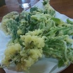 そば処 やまべ - 山菜の天ぷら