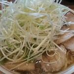 らーめん まったり - ねぎチャーシュー麺