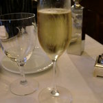 マダム・トキ - シャンパーニュ