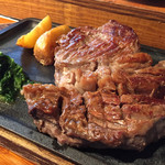 ステーキハウス Gottie's BEEF - 熟成牛サービスステーキ300g