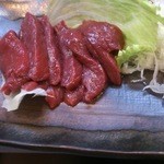 もつ焼 まるい - 馬刺し