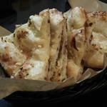 カトマンドゥカリーPUJA - ファミリーコース：ガーリックナン