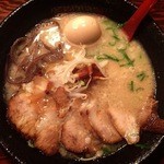 ラーメン龍の家 新宿小滝橋通り店 - 