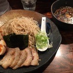 ラーメン龍の家 新宿小滝橋通り店 - 