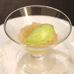 スゥリル - 桃のコンポート