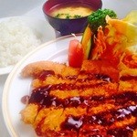 洋風食堂 枝 - 料理写真:チキンかつランチ¥700