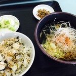 道の駅 なるさわ 軽食堂 - 鳴沢菜ご飯セット600円