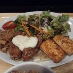 かえもん - 大豆ミートの唐揚げが噛み応えもあって美味しい！
Fried soy meat which has very nice texture is delicious!!