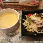 アンジョレット - スープとサラダ