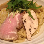 麺屋玉ぐすく - 2015年7月限定
      海老トマトつけ麺