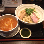 麺屋玉ぐすく - 2015年7月限定
      海老トマトつけ麺