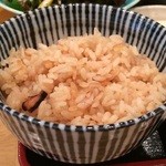 漁師めし 新浜 - 蛸の炊き込みご飯「たこ飯」、これをおにぎりにしたものも販売されています