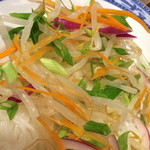 ハノイ・カフェ - たっぷり野菜が嬉しい