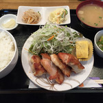ごはんカフェ きなこ - 2015.7.25　日替わり定食（チキンソテー）700円(税込)メインにご飯(おかわりOK)、味噌汁、小鉢3品、漬物、おまけw
