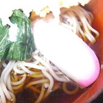 そば処 三徳 - 冷やし海老天おろし蕎麦　８１０円　かまぼこ　【　２０１５年７月　】