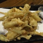 島料理 海響 - アーサとごぼうのかき揚げです。