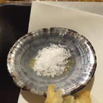 島料理 海響 - 与那国産の塩で頂きます。