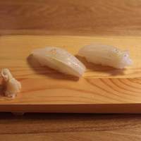 伊勢鮨 - 追加したイカ。