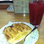 上高地西糸屋山荘 - アップルパイと木いちごジュース☆