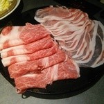 すき焼き・しゃぶしゃぶ処 安芸亭 - しゃぶしゃぶ
            追加のロース 豚肉