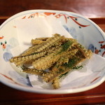 辻屋 - 骨の唐揚げ