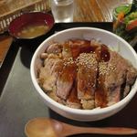 大ど根性ホルモン - サーロインステーキ丼_2015/07